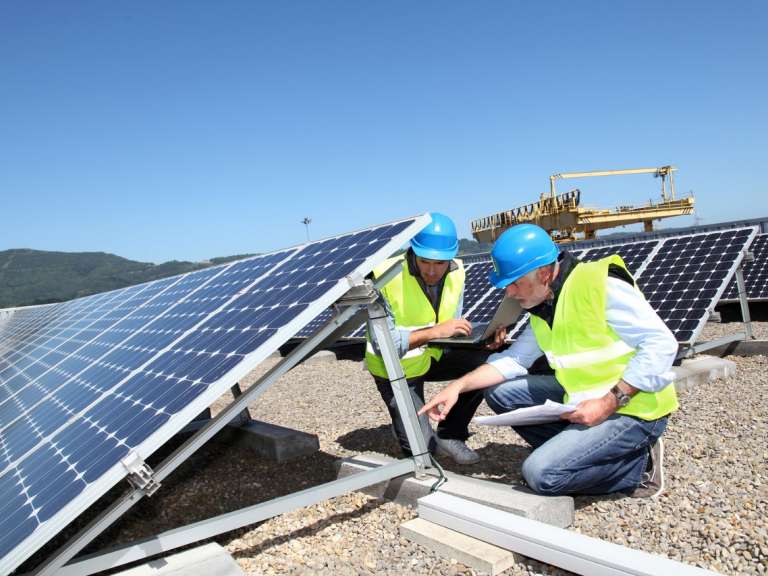 engineerscheckingsolarpa_573160