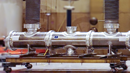 GE unveils world’s 1st 420 kV SF6-free g3 circuit-breaker for gas-insulated substations