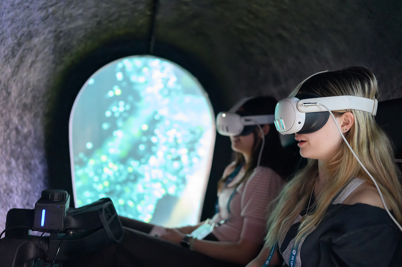 Interns using VR technology