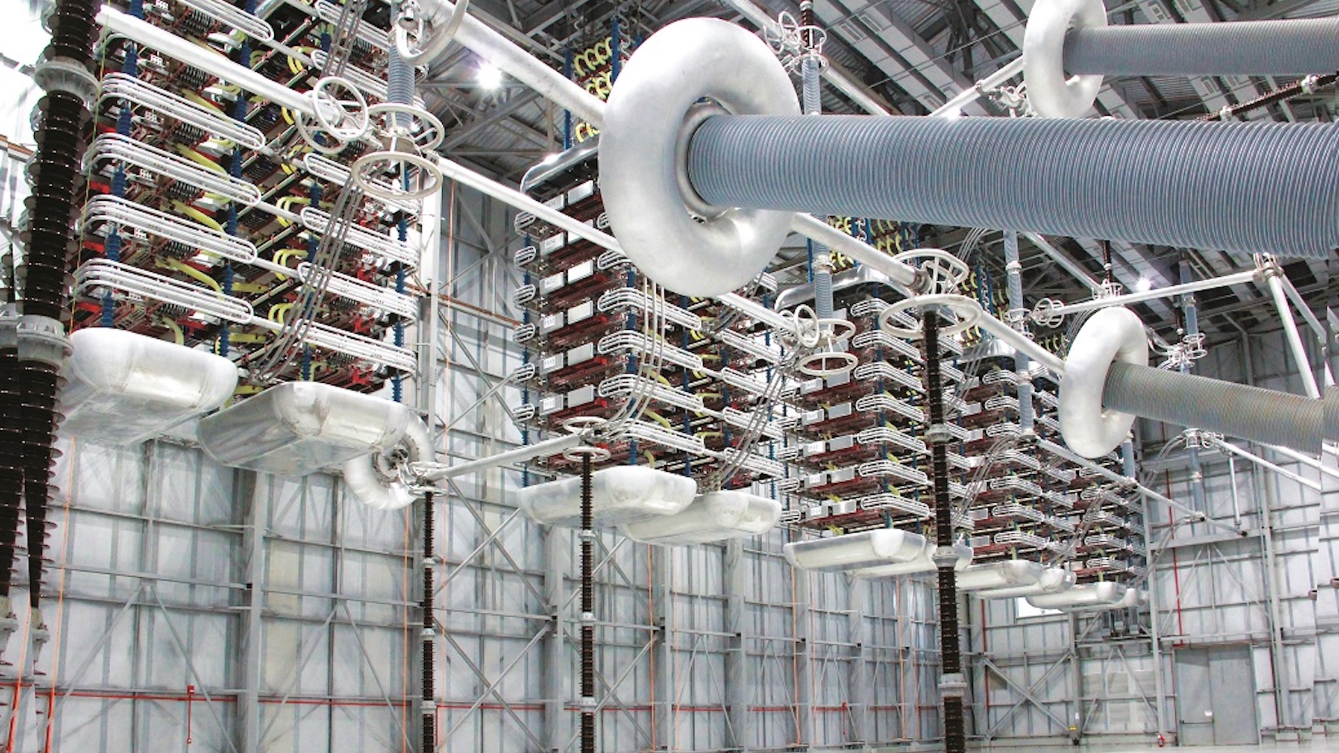 HVDC converter station