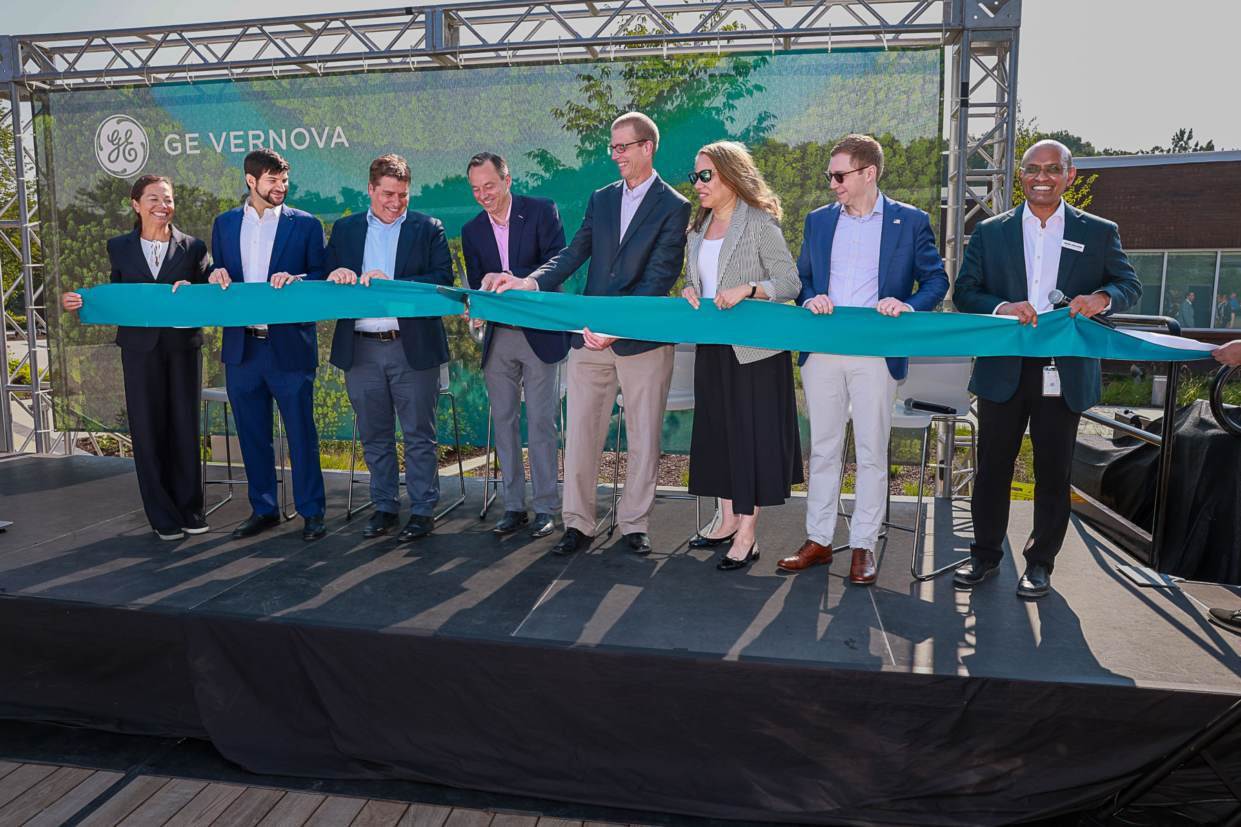 arc ribbon cutting 