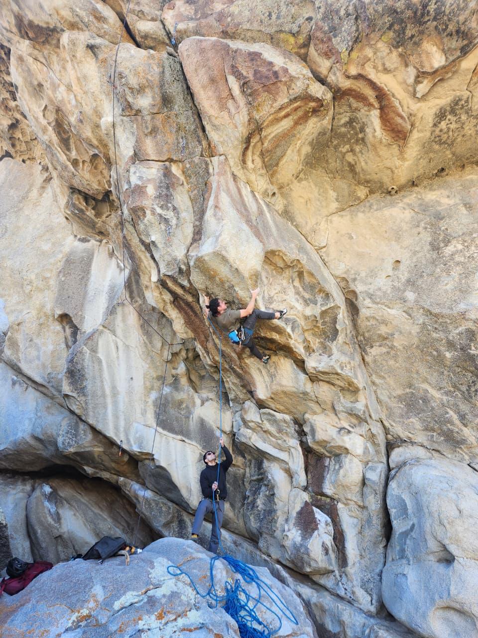 Matias Opazo climbing