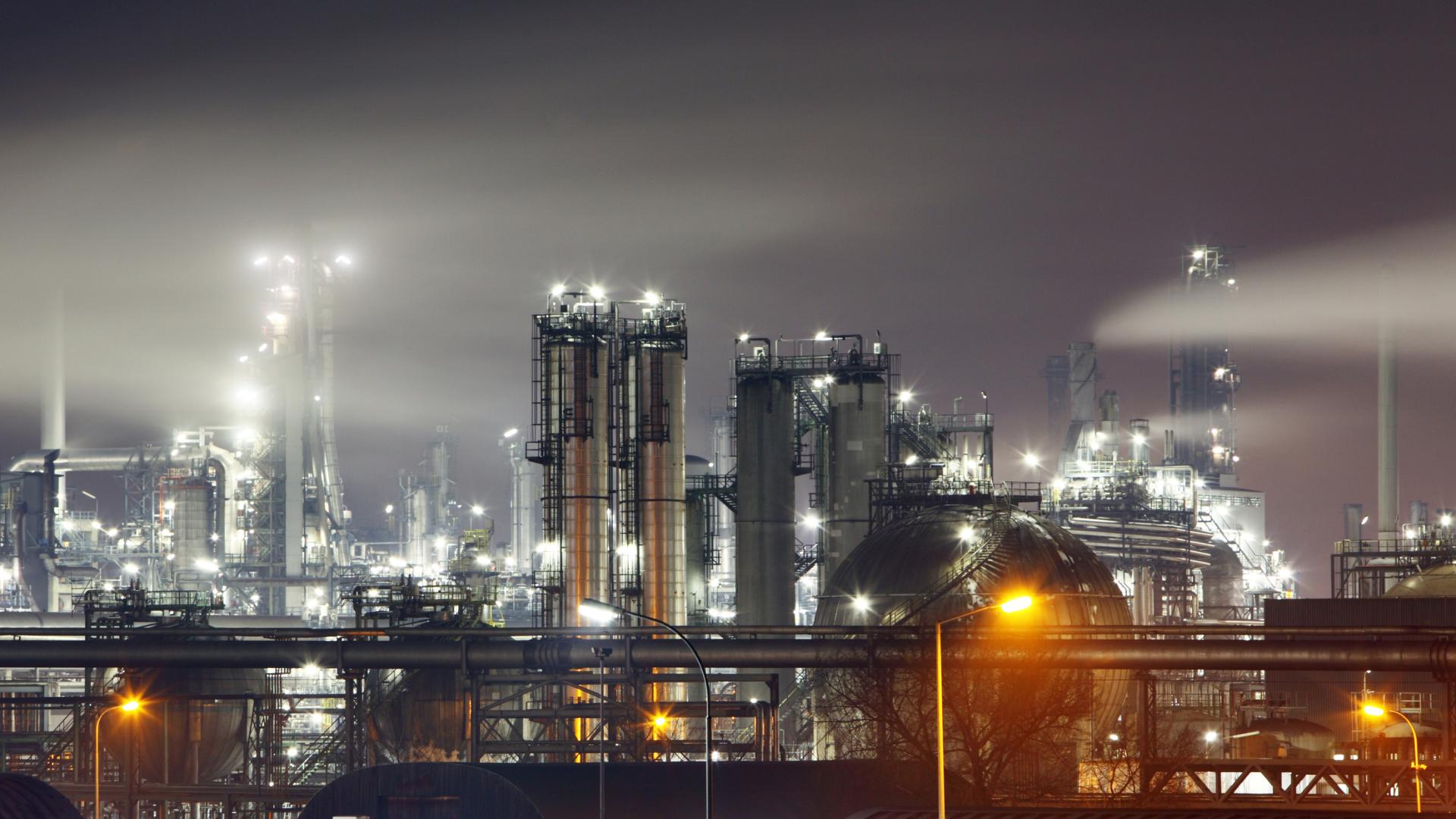 Refinery image